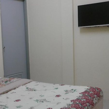 Lemon Tree Motel Сураттхани Экстерьер фото